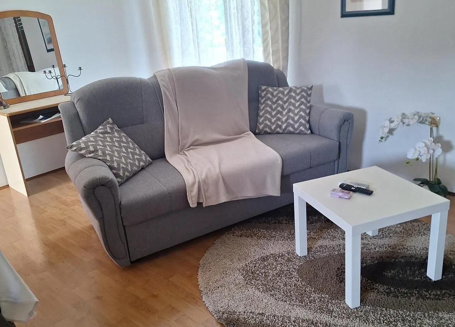 Apartments And Rooms With Parking Space Palit, Rab - 22221 Rab Town Guest house